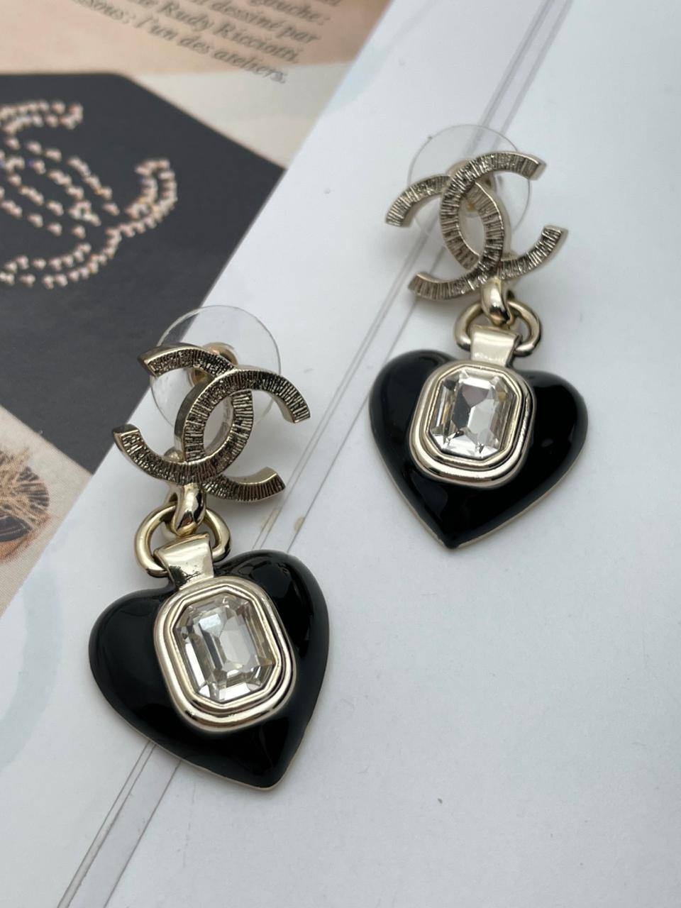 Трендовые серьги Chanel BP-50931 Трендовые серьги Chanel BP-50931