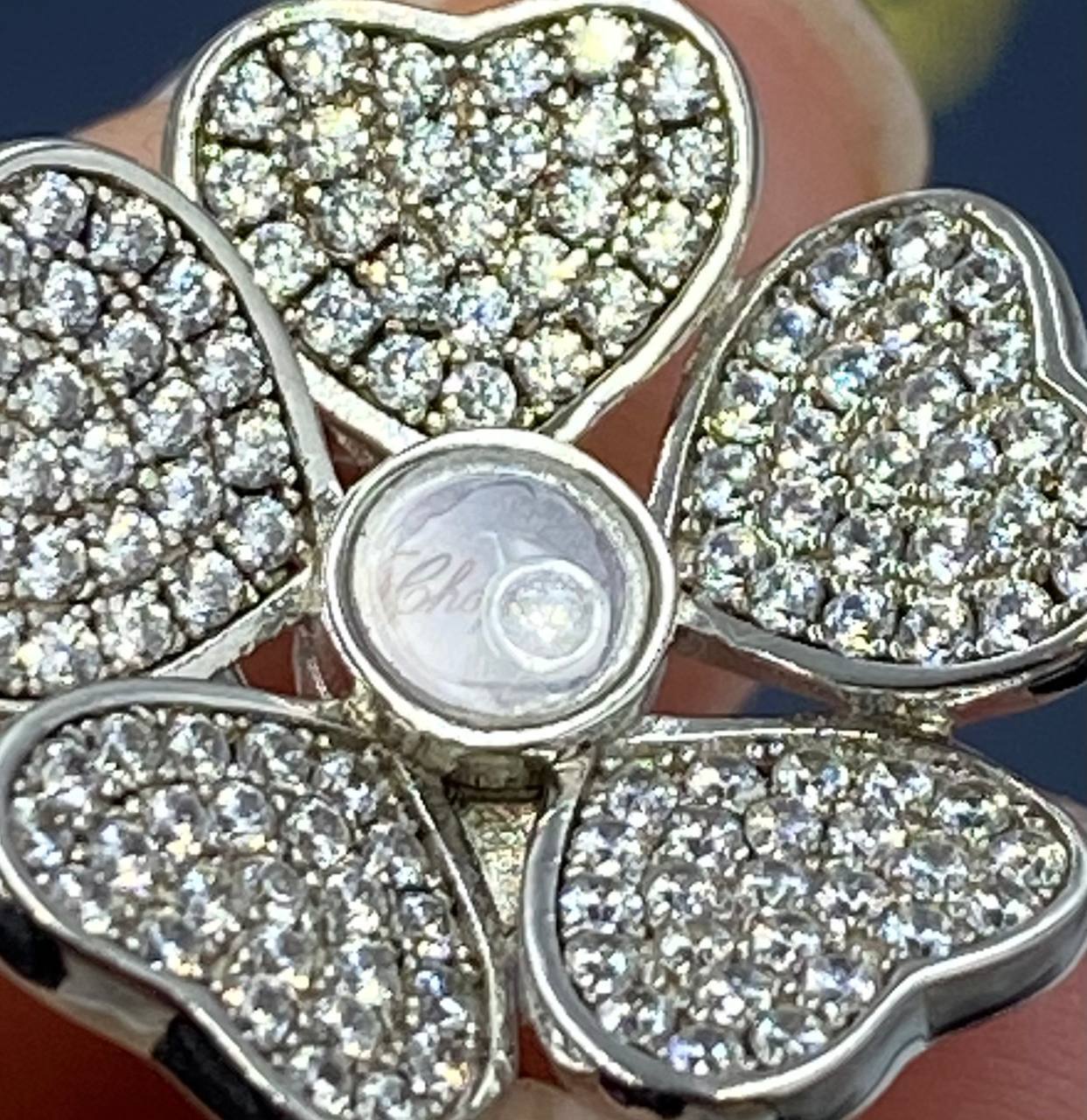 Серьги лимитированные Chopard BP-43900 Серьги лимитированные Chopard BP-43900