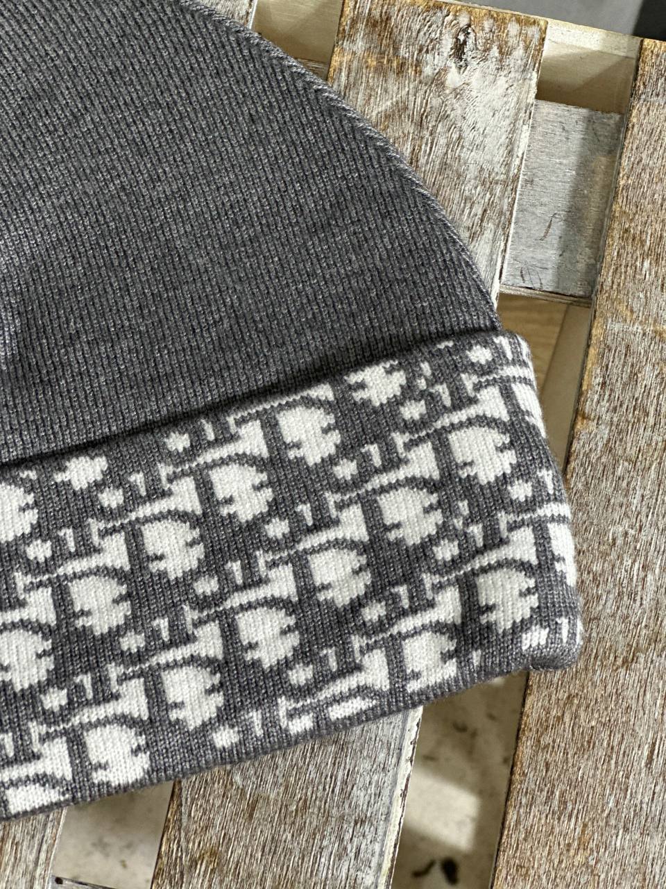 Лимитная шапка Christian Dior BP-22825 Лимитная шапка Christian Dior BP-22825