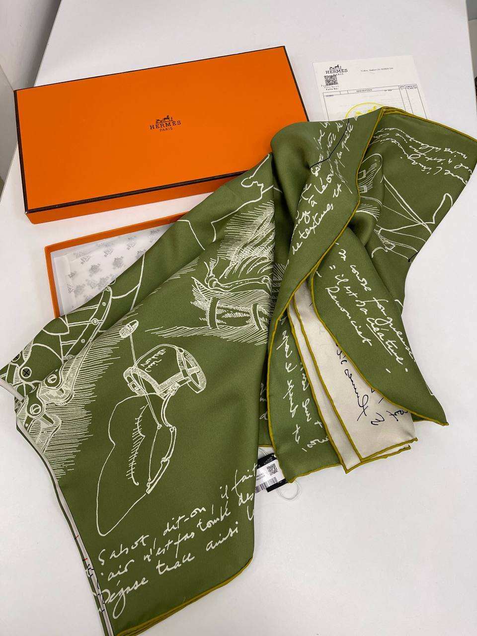 Коллекционный платок Hermes BP-32714 Коллекционный платок Hermes BP-32714