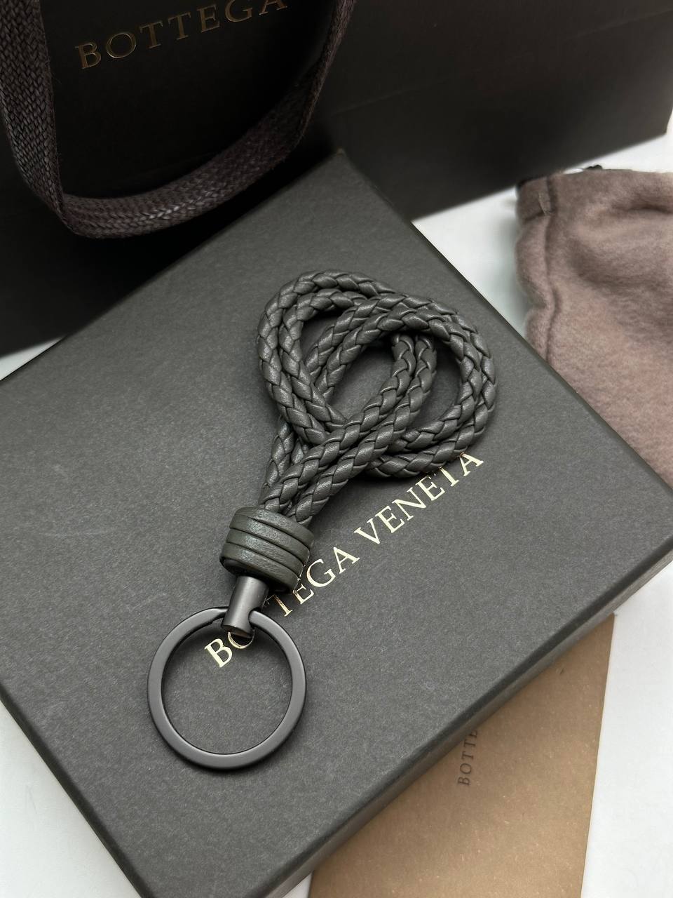 Премиальный брелок Bottega Veneta BP-27361 Премиальный брелок Bottega Veneta BP-27361