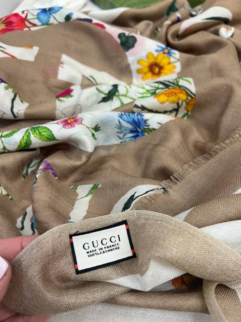 Платок Gucci премиальный BP-40570 Платок Gucci премиальный BP-40570