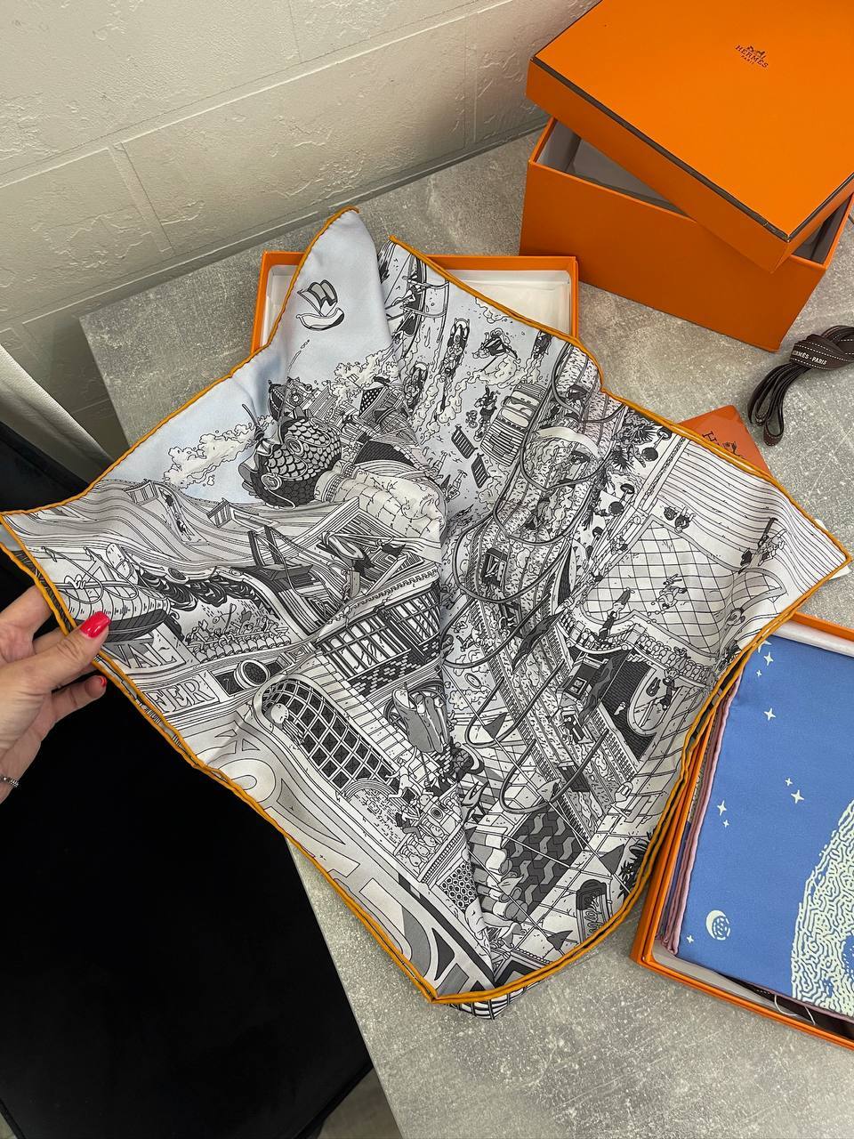 Hermes платок коллекционный BP-53025 Hermes платок коллекционный BP-53025