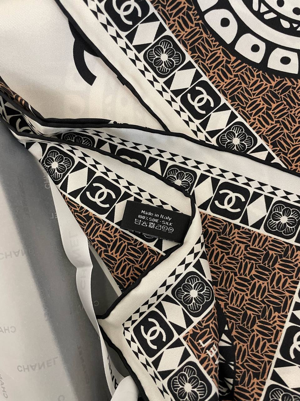 Коллекционный платок Chanel BP-45563 Коллекционный платок Chanel BP-45563