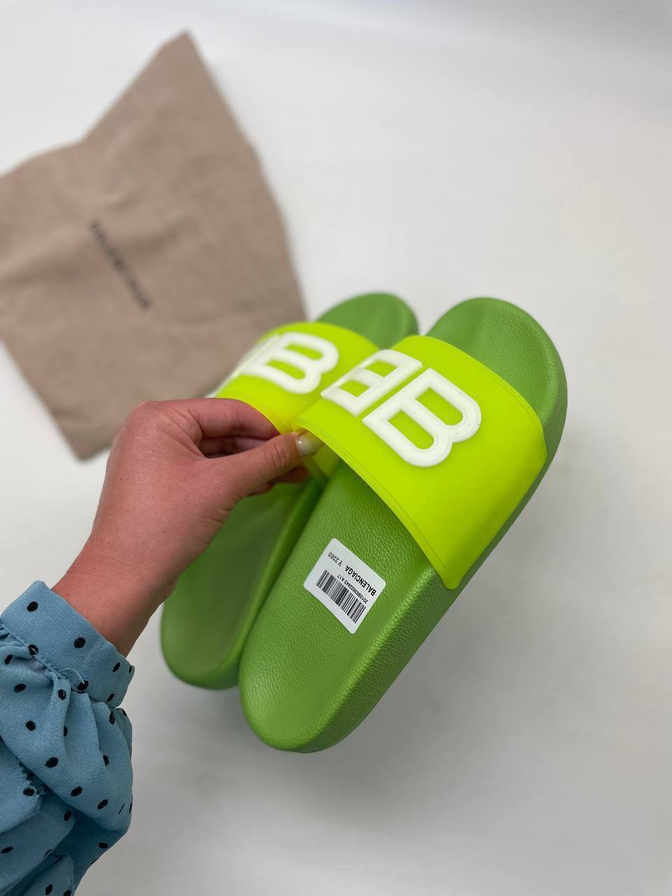 Премиум шлёпанцы Balenciaga BP-15365 Премиум шлёпанцы Balenciaga BP-15365