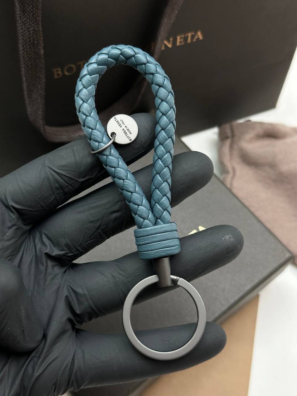 Дизайнерский брелок Bottega Veneta BP-27690 Дизайнерский брелок Bottega Veneta BP-27690