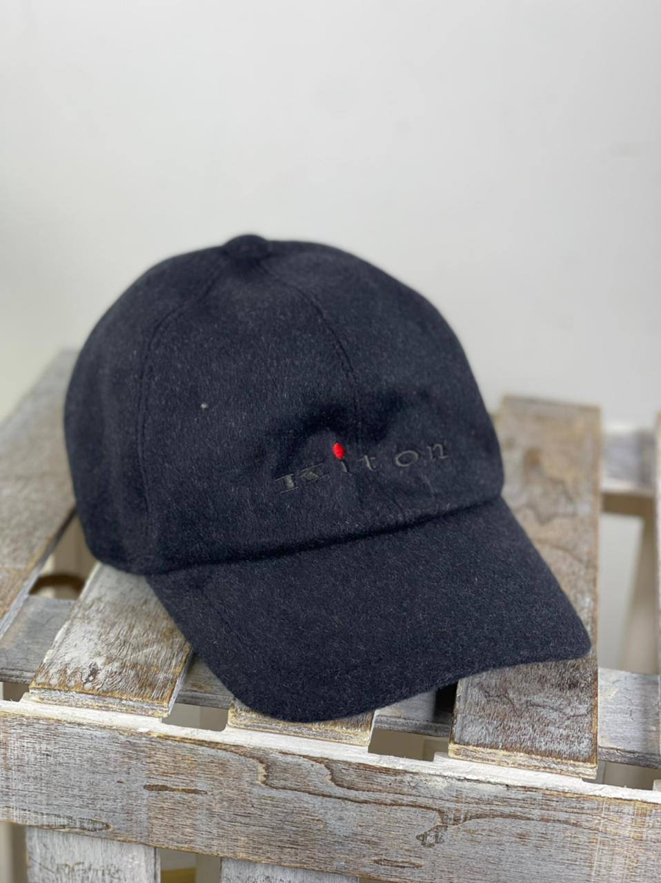 Бейсболка дизайнерская Kiton BP-23908 Бейсболка дизайнерская Kiton BP-23908