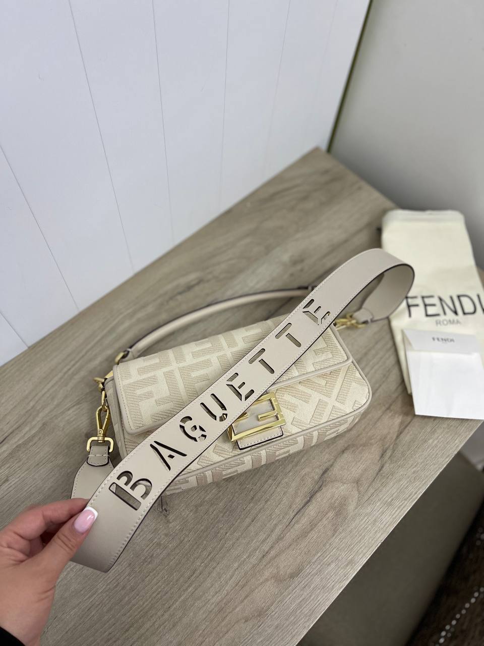 Трендовая сумка BAGUETTE Fendi BP-26425 Трендовая сумка BAGUETTE Fendi BP-26425