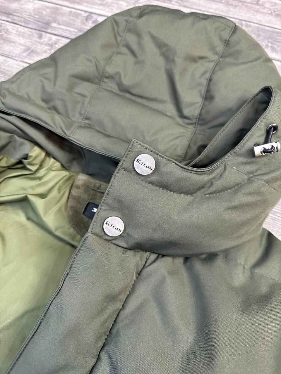 Пуховик Kiton BP-43188 утепленный Пуховик Kiton BP-43188 утепленный