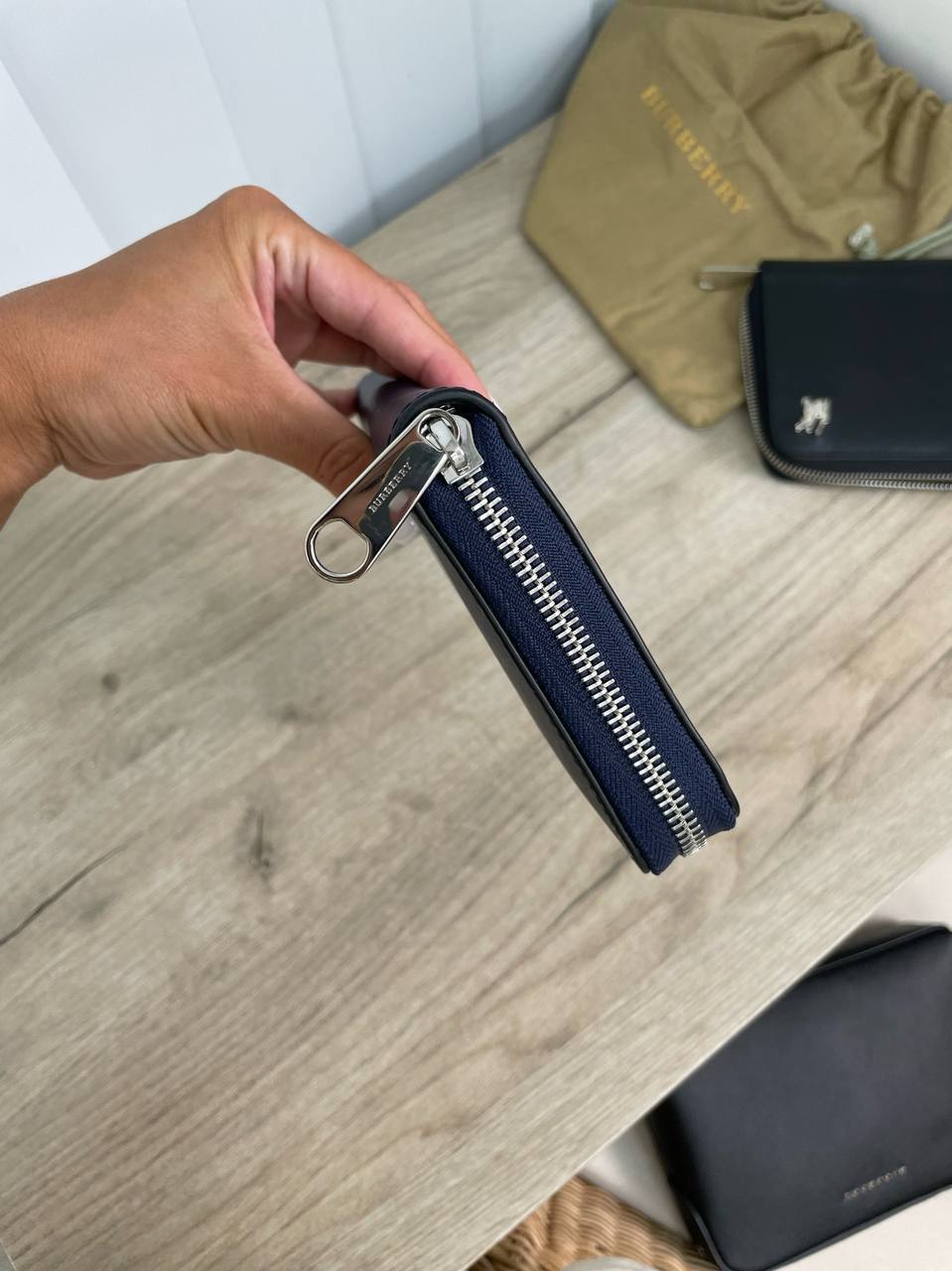 Портмоне стильное Burberry BP-16298 Портмоне стильное Burberry BP-16298