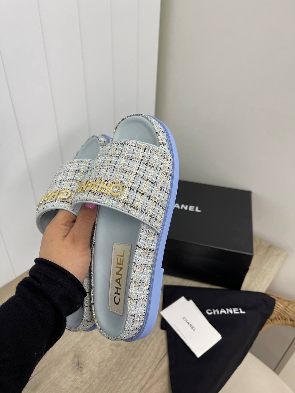 Трендовые шлепанцы Chanel BP-29241 Трендовые шлепанцы Chanel BP-29241