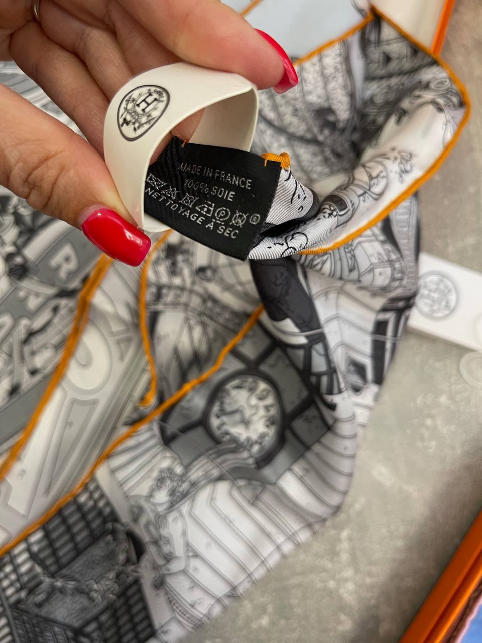 Hermes платок коллекционный BP-53025 Hermes платок коллекционный BP-53025