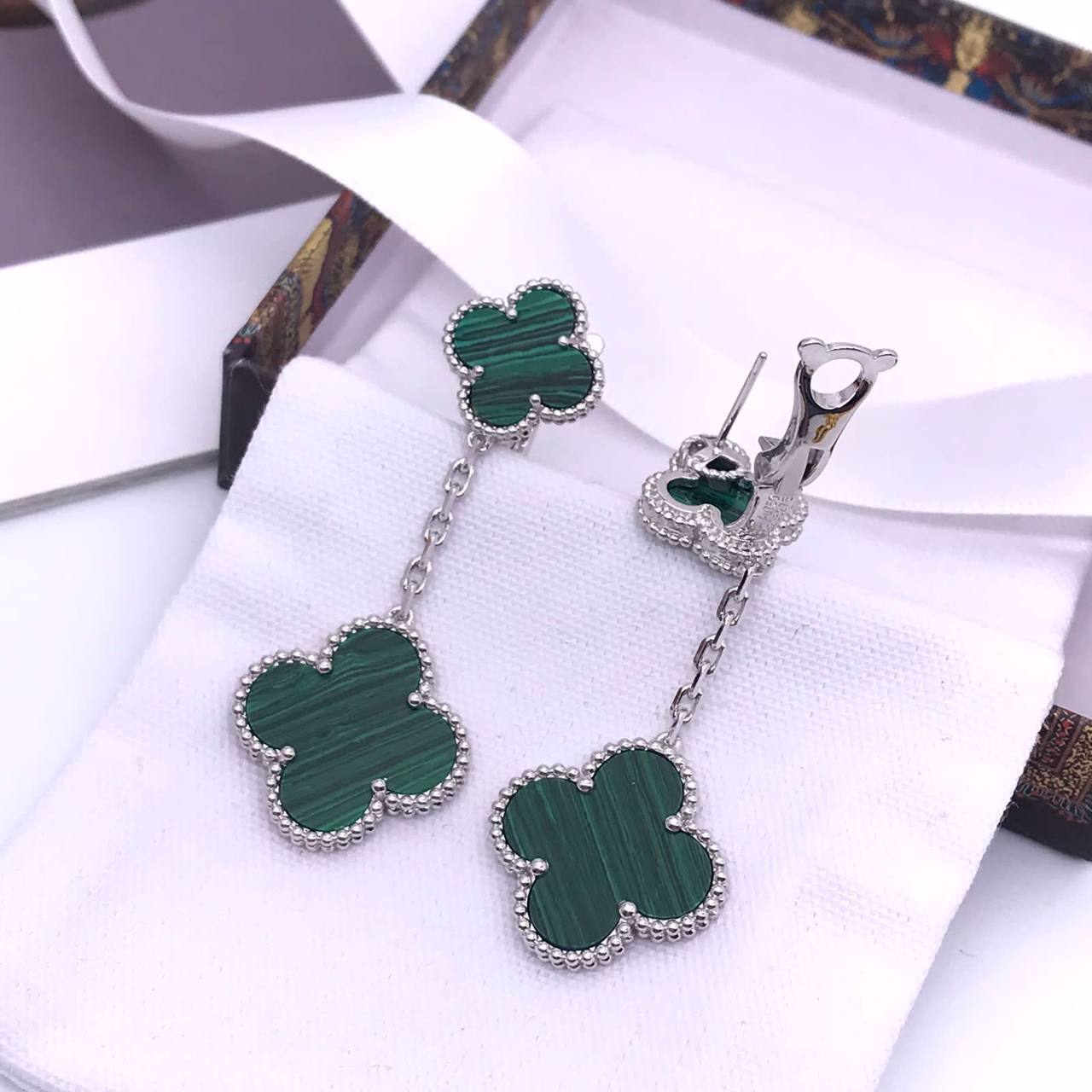 Трендовые серьги 2 мотива Van Cleef BP-14683 Трендовые серьги 2 мотива Van Cleef BP-14683