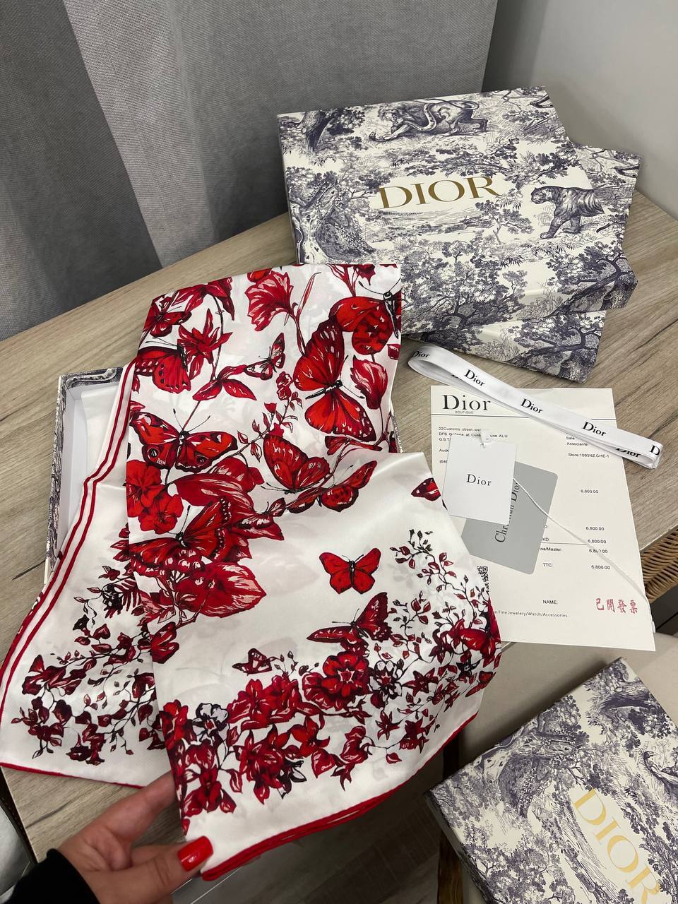 Christian Dior BP-46488 дизайнерский платок Christian Dior BP-46488 дизайнерский платок