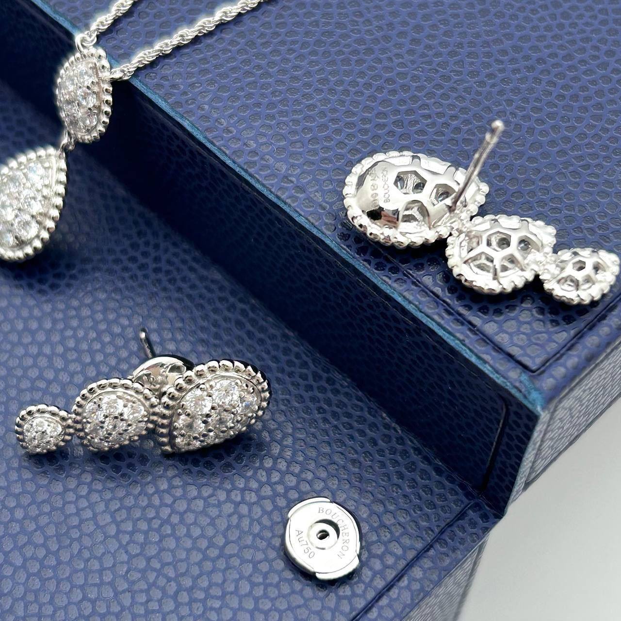 Трендовые серьги Boucheron BP-44972 Трендовые серьги Boucheron BP-44972