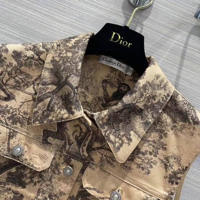 Женский костюм Christian Dior BP-17845 коллекционный Женский костюм Christian Dior BP-17845 коллекционный