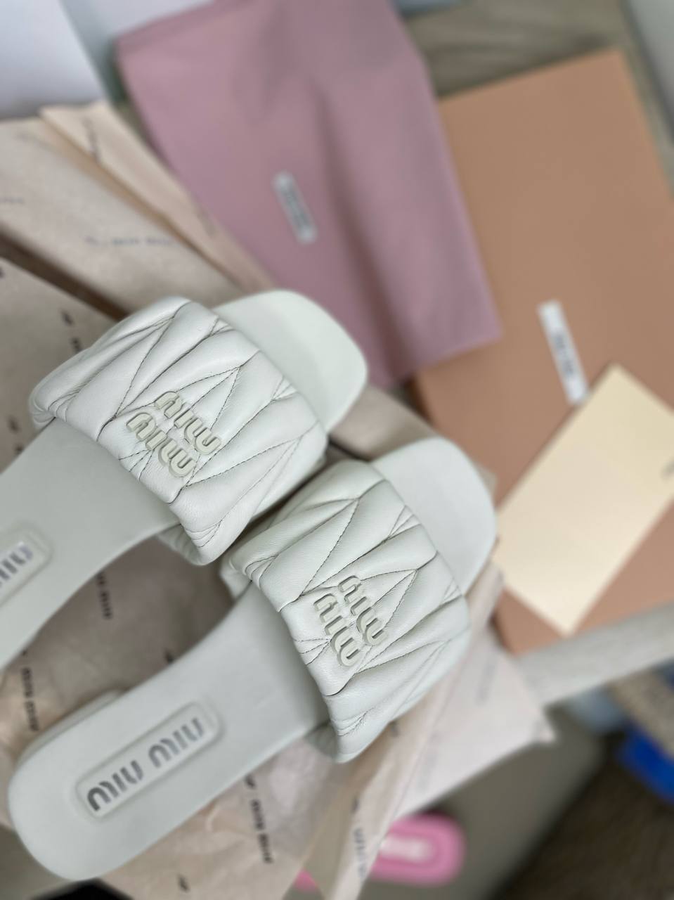 Премиум шлепанцы Miu Miu BP-30733 Премиум шлепанцы Miu Miu BP-30733