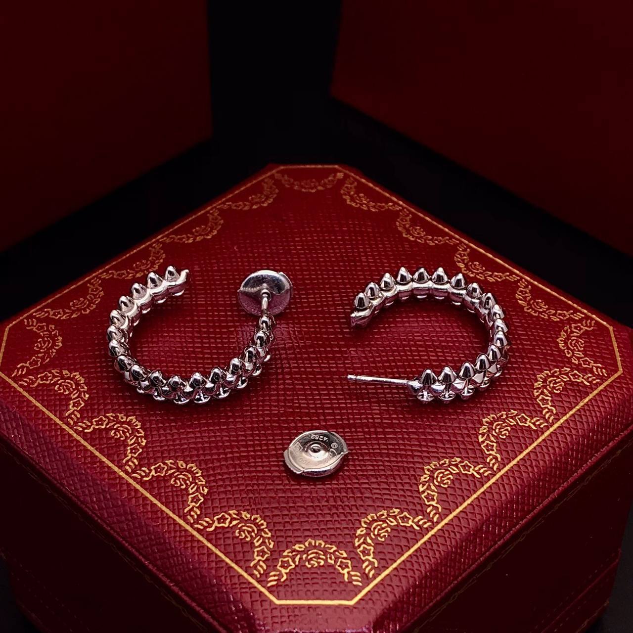 Серьги трендовые Cartier BP-28082 Серьги трендовые Cartier BP-28082