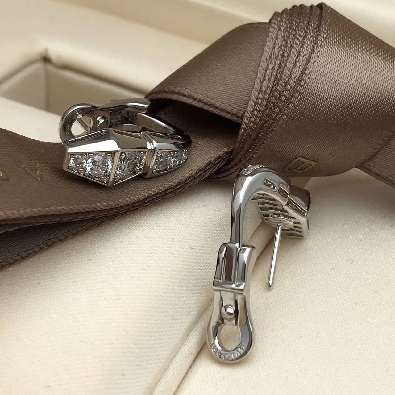 Серьги премиум Bvlgari BP-49052 Серьги премиум Bvlgari BP-49052