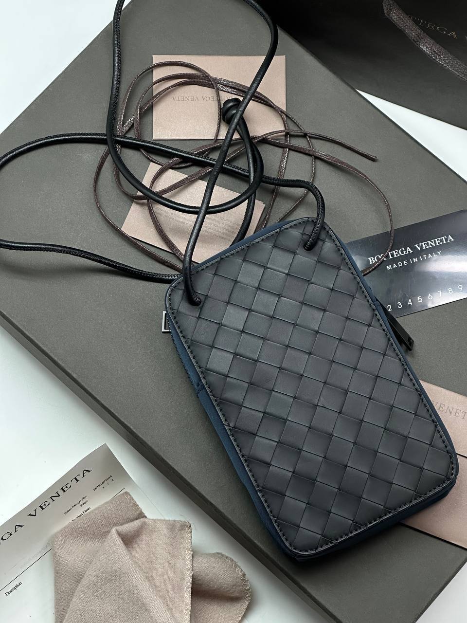 Bottega Veneta BP-30199 мессенджер для телефона лимитированный Bottega Veneta BP-30199 мессенджер для телефона лимитированный