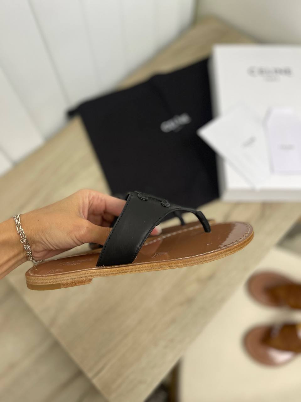 Дизайнерские шлёпанцы Celine BP-16609 Дизайнерские шлёпанцы Celine BP-16609