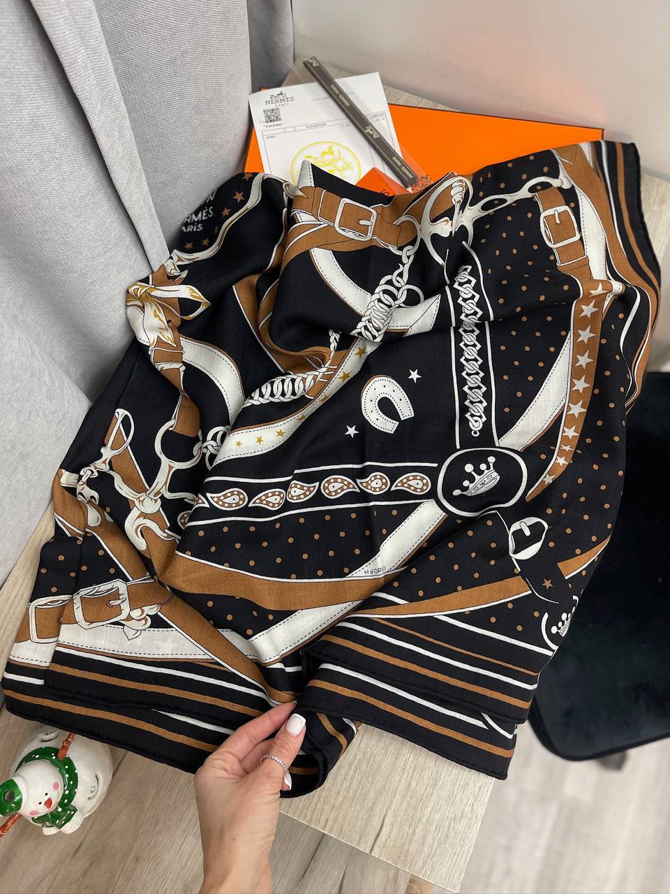 Коллекционный платок Hermes BP-43794 Коллекционный платок Hermes BP-43794