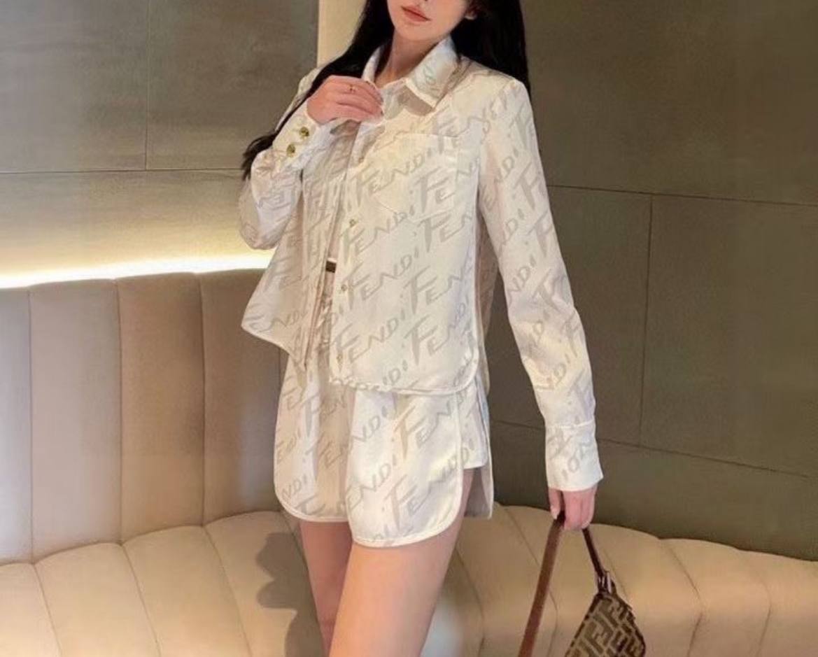 Женский костюм Balenciaga BP-26014 люкс Женский костюм Balenciaga BP-26014 люкс