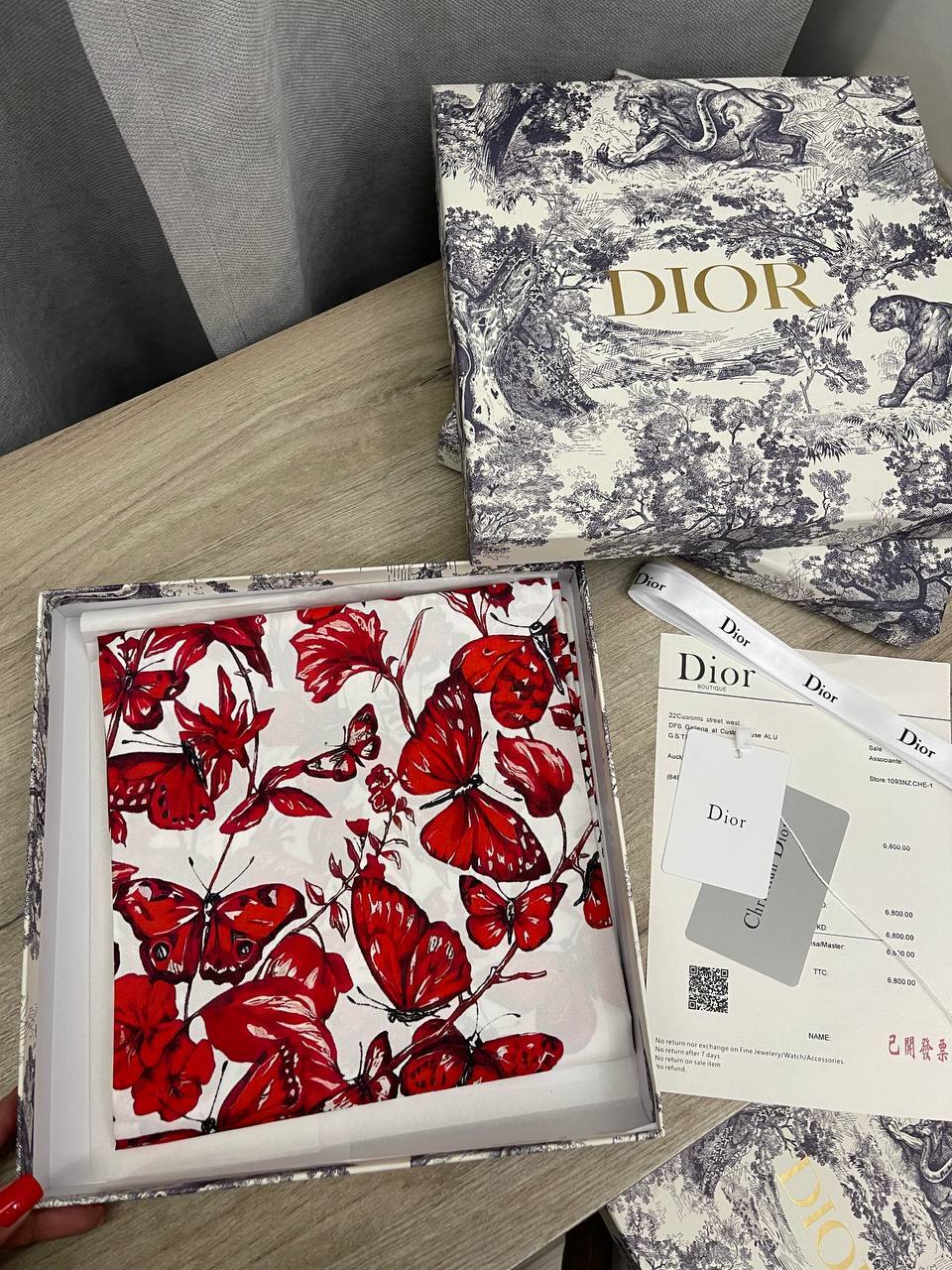 Christian Dior BP-46488 дизайнерский платок Christian Dior BP-46488 дизайнерский платок