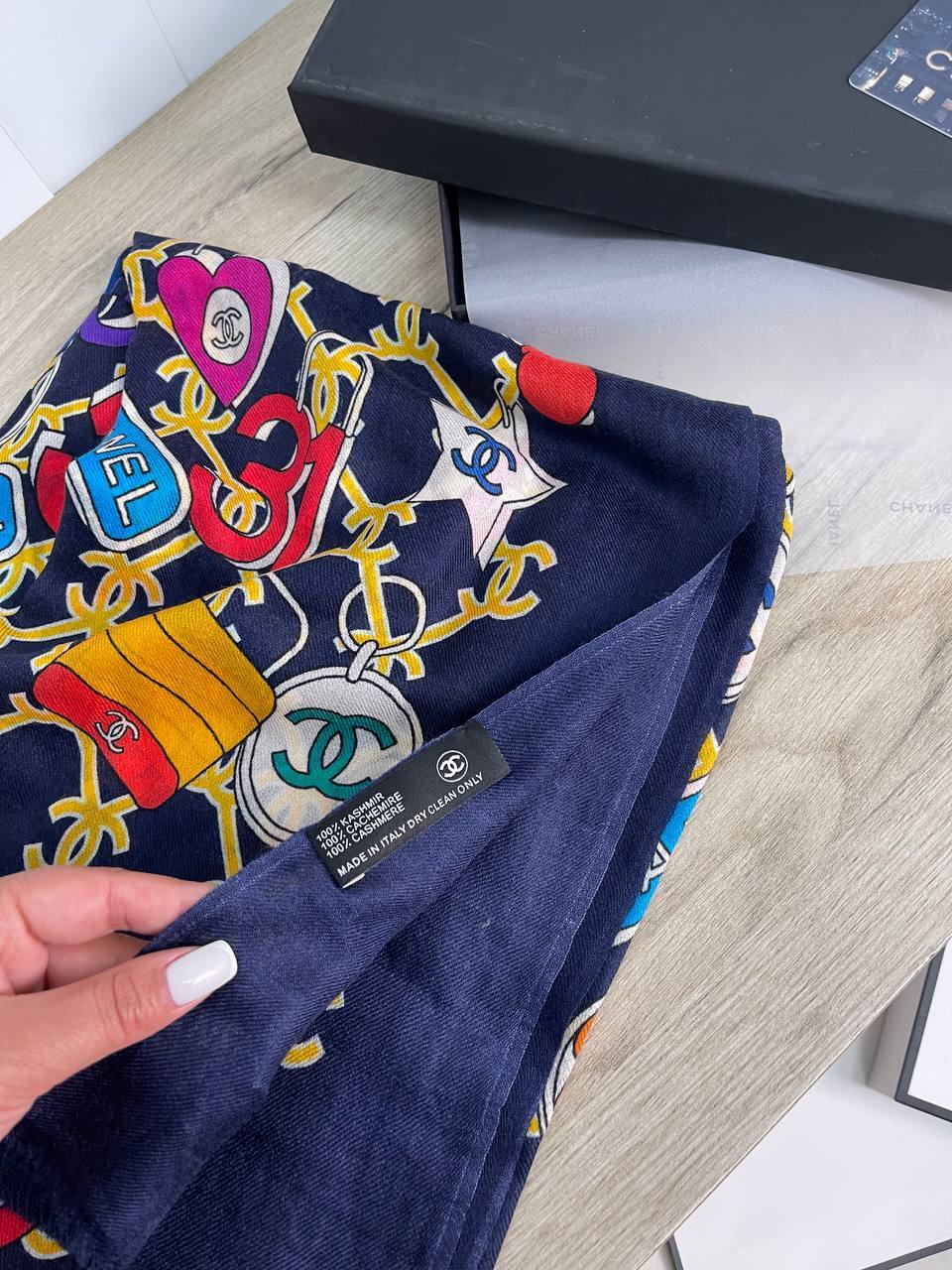 Chanel BP-19326 шикарный палантин Chanel BP-19326 шикарный палантин