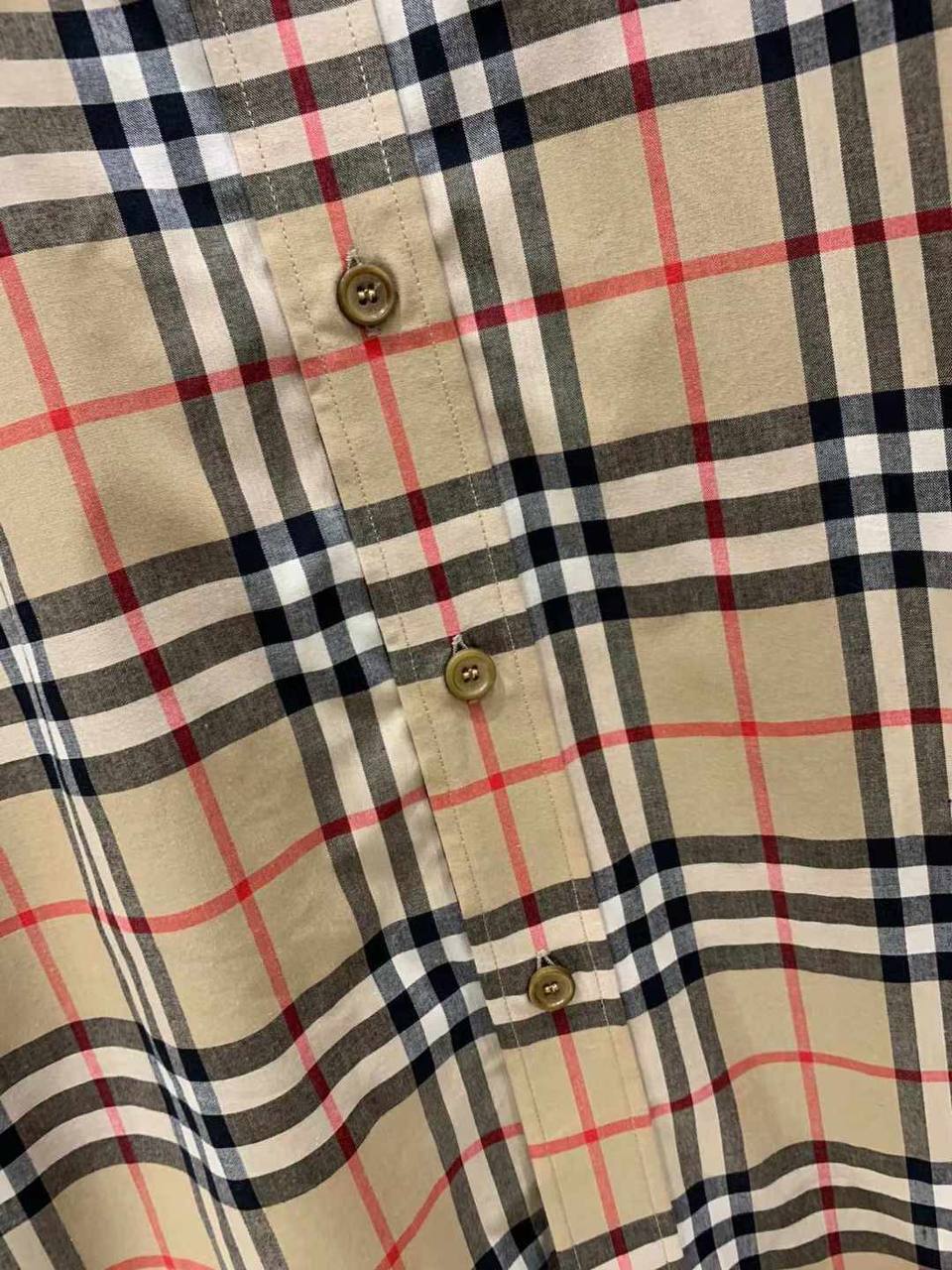 Лимитированная рубашка Burberry BP-53426 Лимитированная рубашка Burberry BP-53426