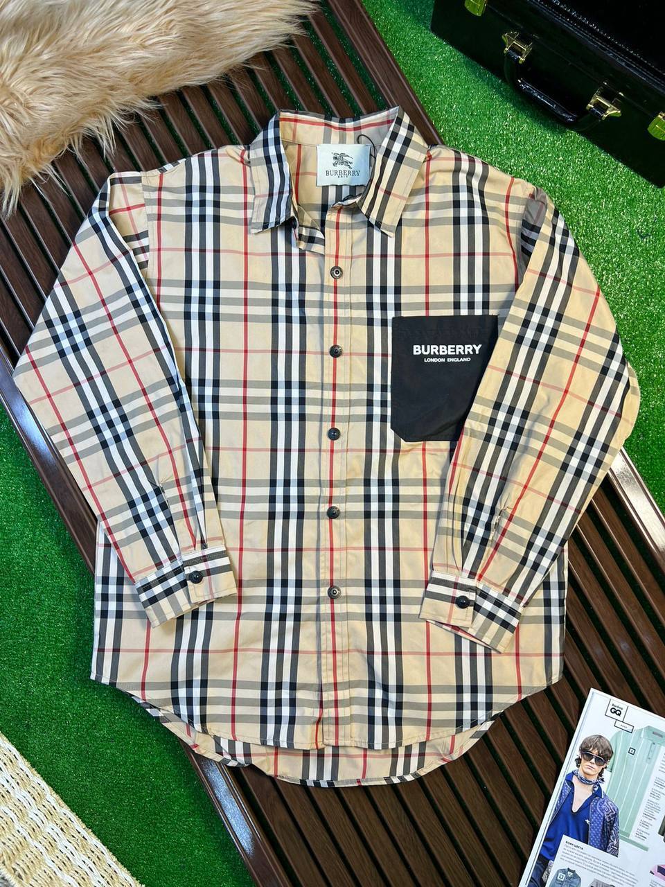 Рубашка классическая Burberry BP-15617 Рубашка классическая Burberry BP-15617