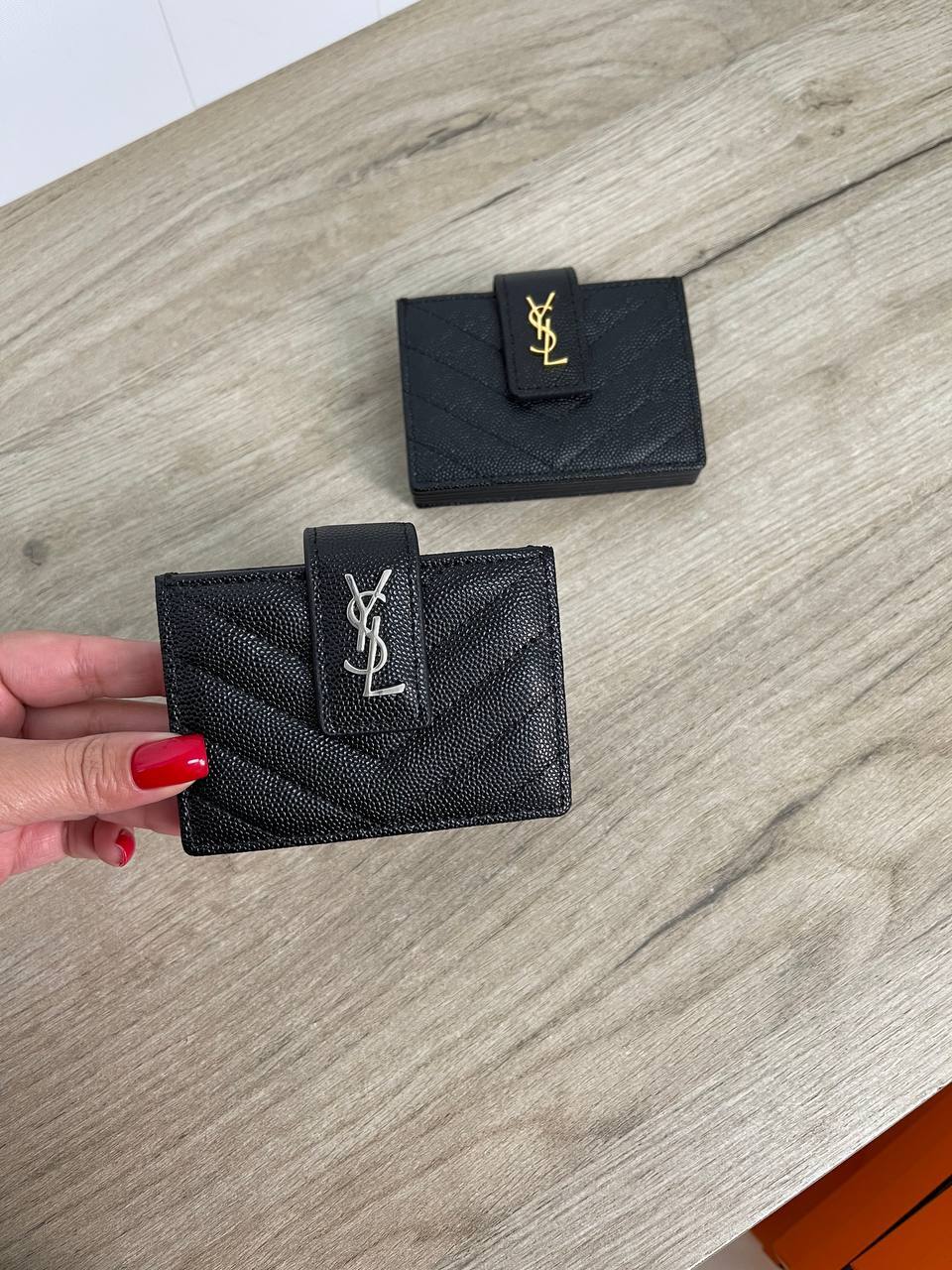 Элитная черная визитница Yves Saint Laurent BP-20115 Элитная черная визитница Yves Saint Laurent BP-20115