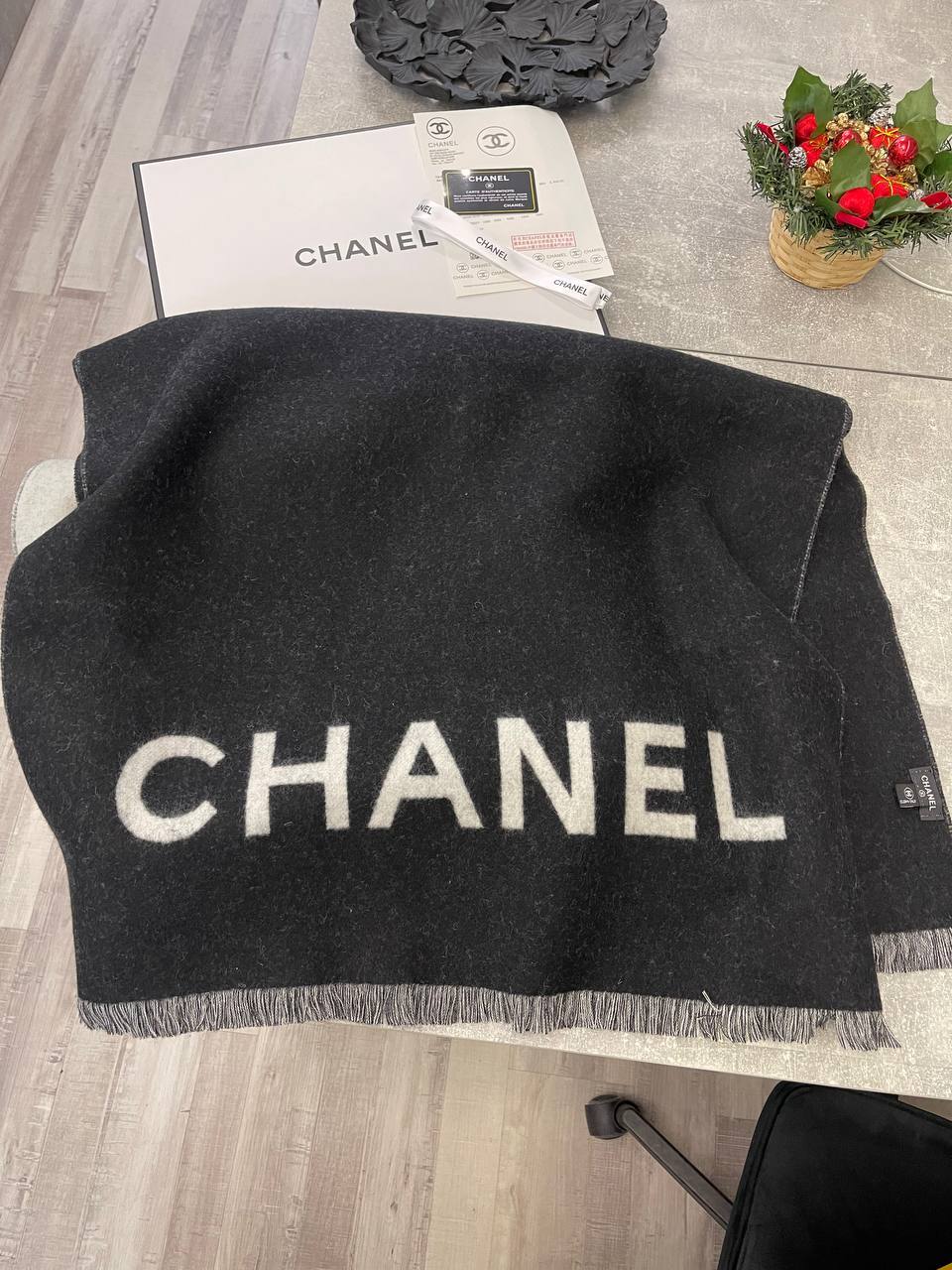 Люксовый палантин Chanel BP-43832 Люксовый палантин Chanel BP-43832