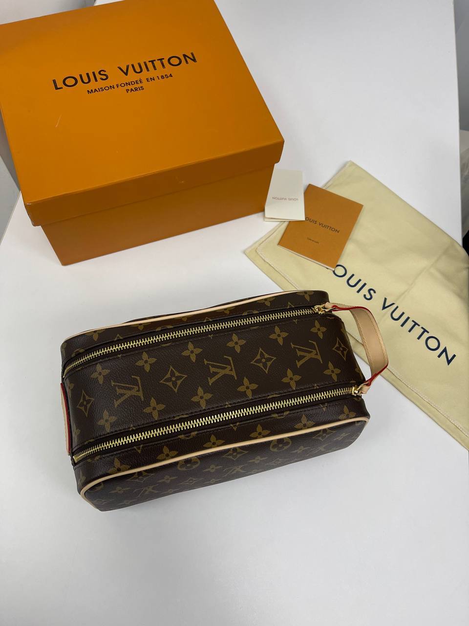 Коллекционный несессер Louis Vuitton BP-24919 Коллекционный несессер Louis Vuitton BP-24919