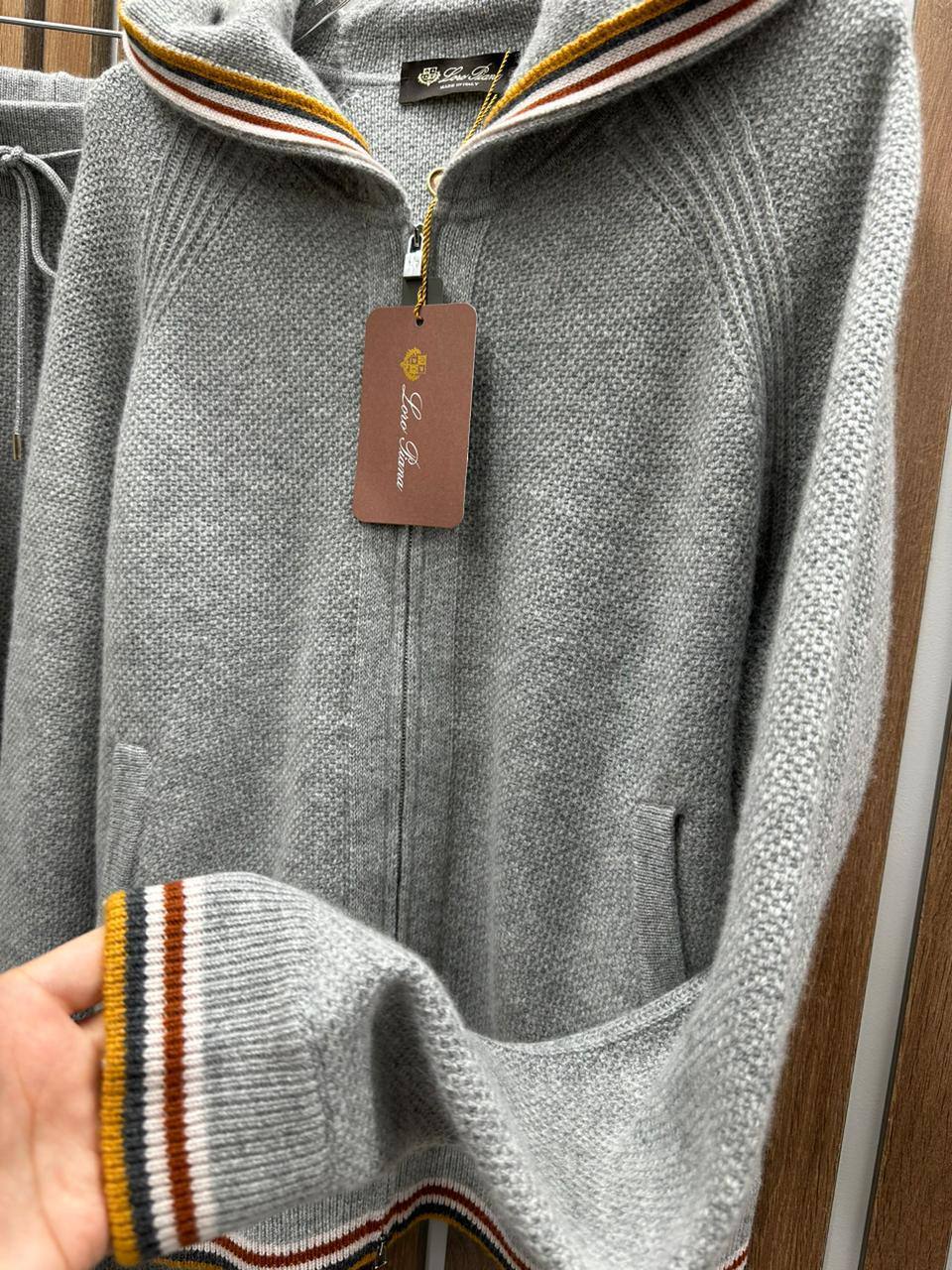 Элитный кашемировый костюм Loro Piana BP-42171 Элитный кашемировый костюм Loro Piana BP-42171