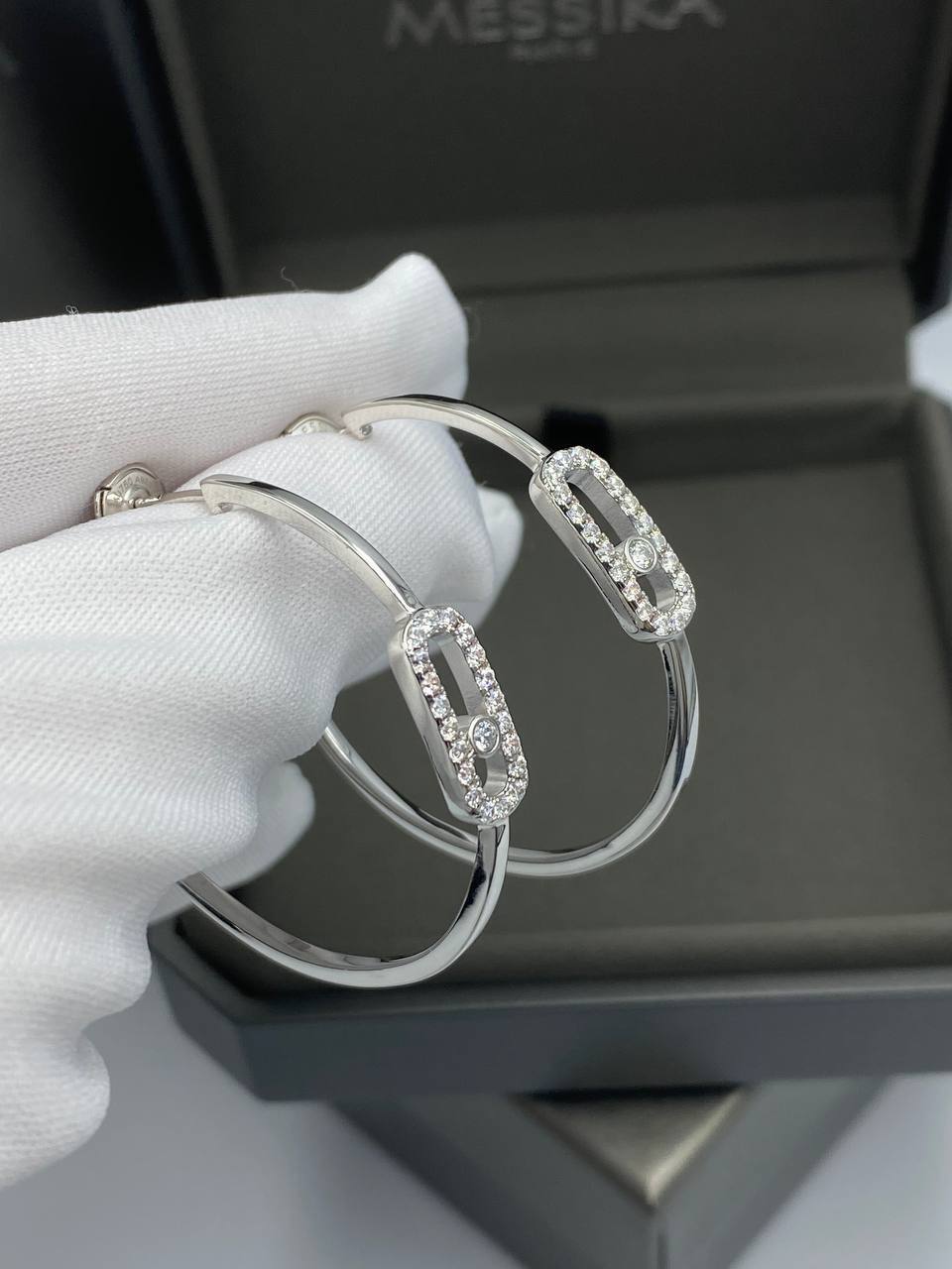 Серьги лимитированные MESSIKA BP-38334 Серьги лимитированные MESSIKA BP-38334