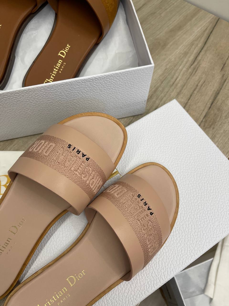 Шлепанцы люкс Christian Dior BP-50077 Шлепанцы люкс Christian Dior BP-50077