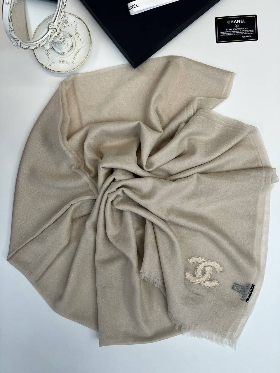 Дизайнерский платок Chanel BP-40561 Дизайнерский платок Chanel BP-40561