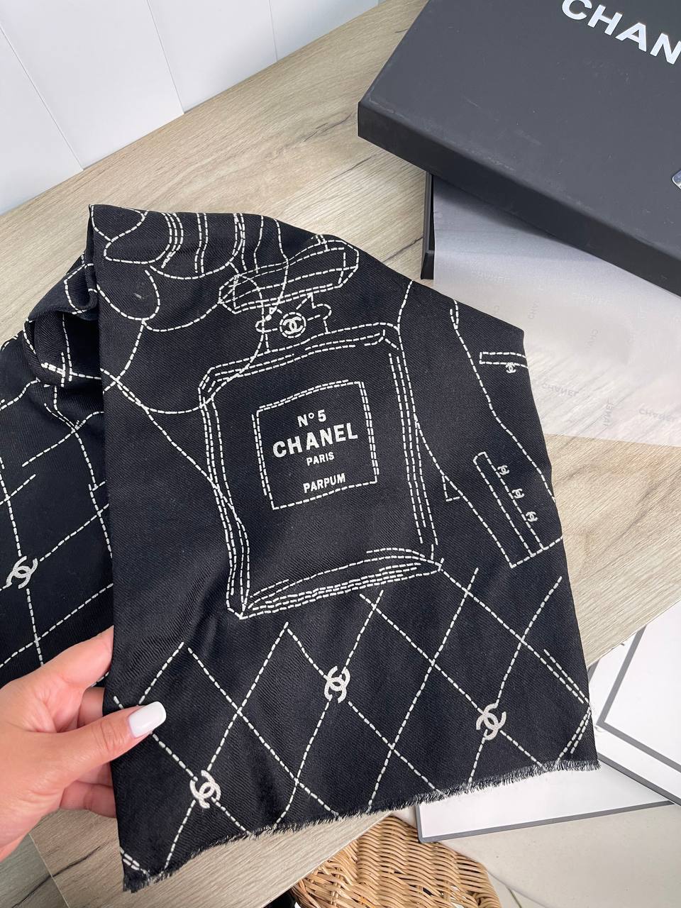 Chanel BP-19325 премиальный палантин Chanel BP-19325 премиальный палантин