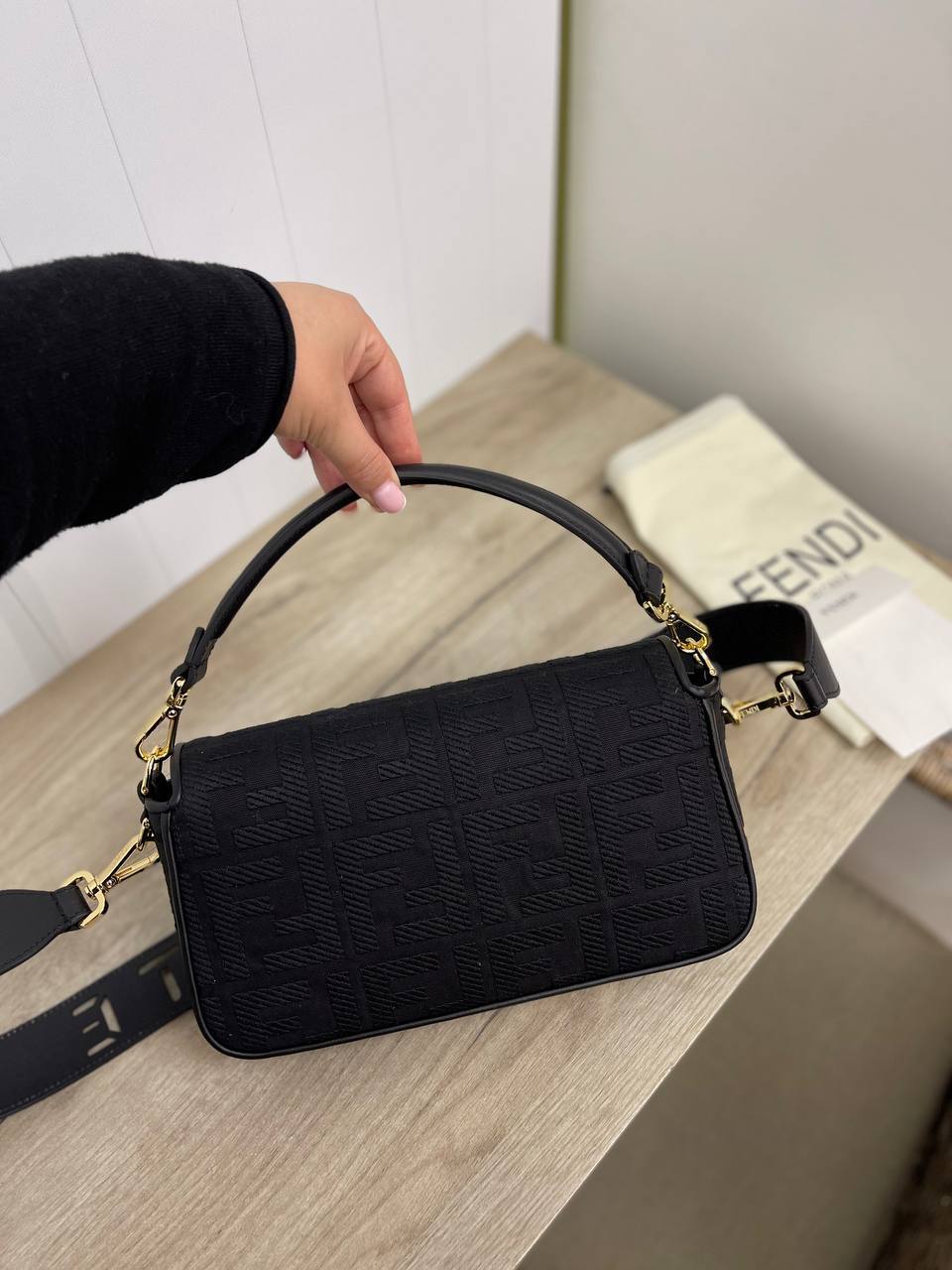 Элитная женская сумка BAGUETTE Fendi BP-26426 Элитная женская сумка BAGUETTE Fendi BP-26426