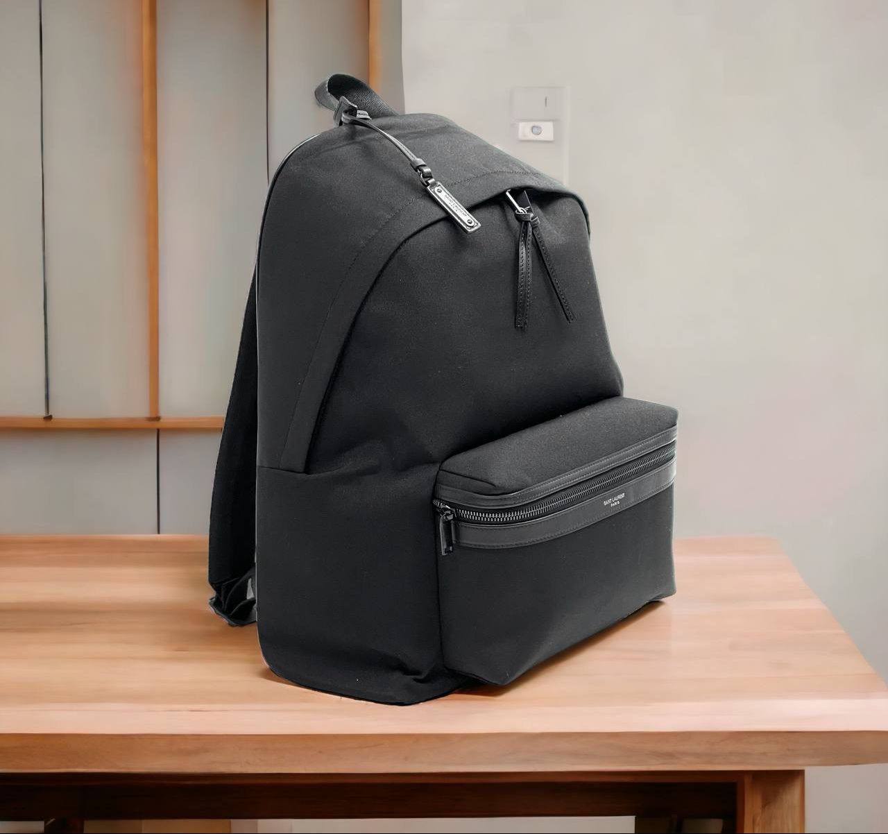 Коллекционный рюкзак Yves Saint Laurent BP-40139 Коллекционный рюкзак Yves Saint Laurent BP-40139