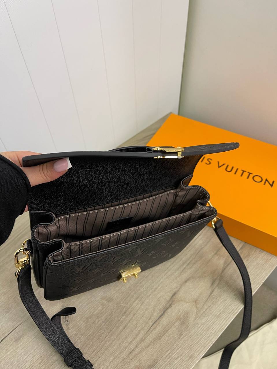 Женская элитная сумка Pochette Louis Vuitton BP-26332 Женская элитная сумка Pochette Louis Vuitton BP-26332