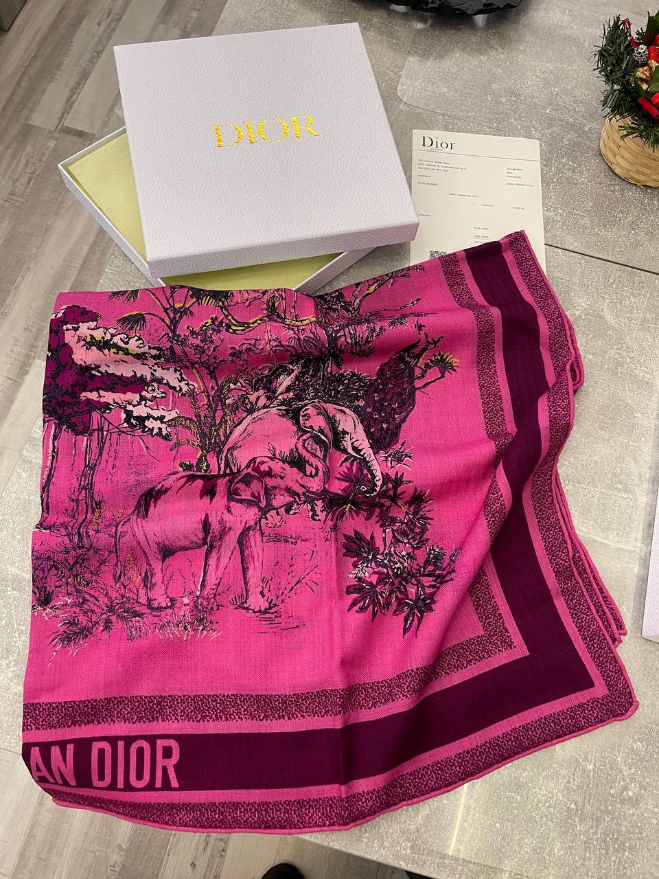 Коллекционный платок Christian Dior BP-43857 Коллекционный платок Christian Dior BP-43857