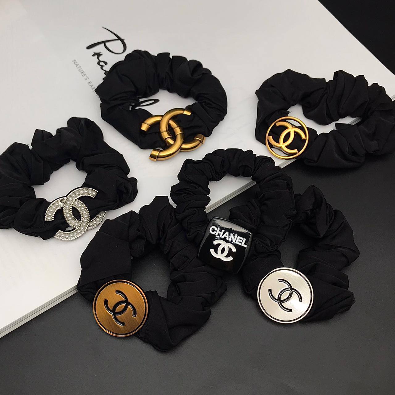 Коллекционная резинка для волос Chanel BP-48099 Коллекционная резинка для волос Chanel BP-48099