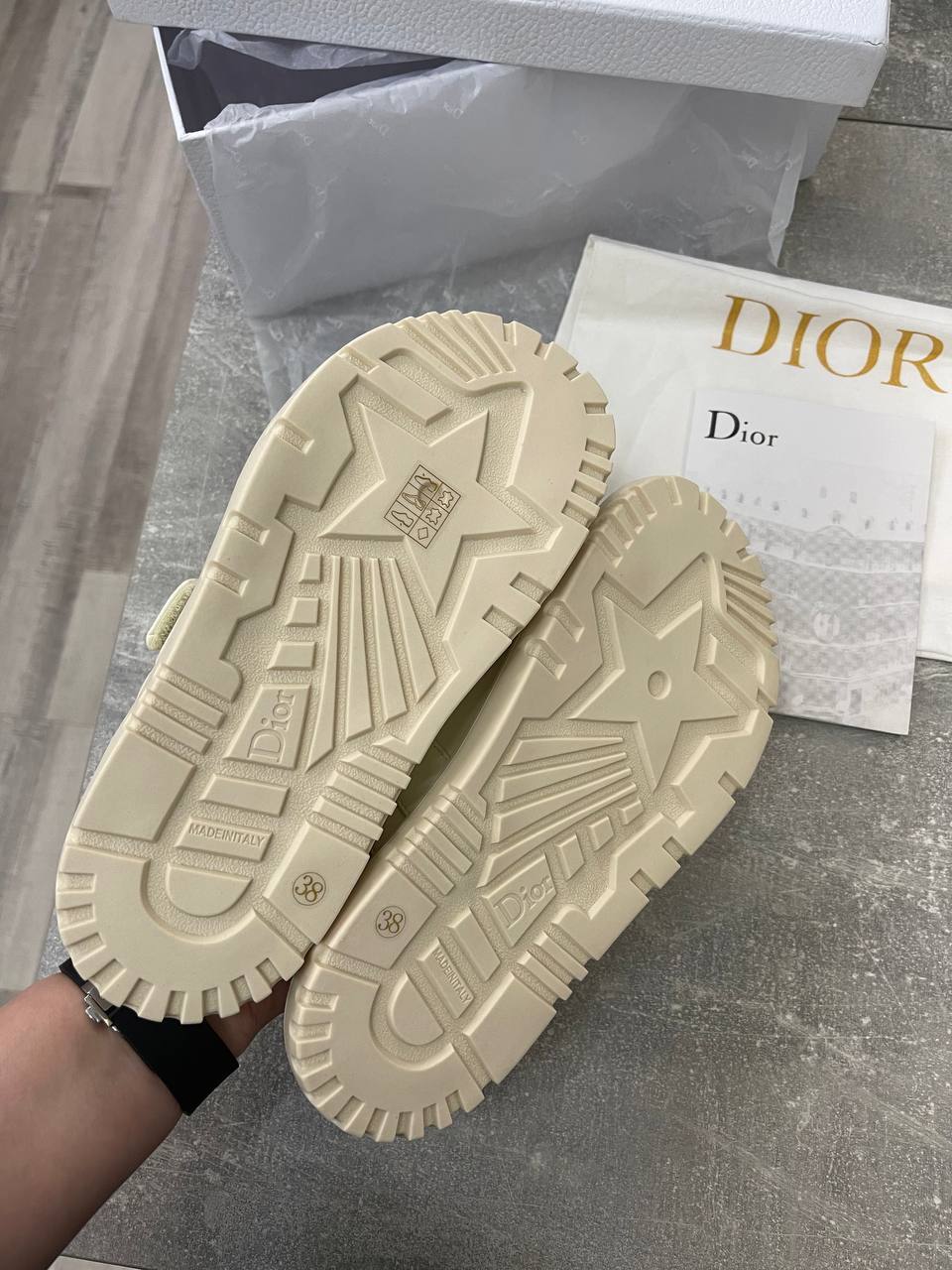 Коллекционные шлепанцы Christian Dior BP-49078 Коллекционные шлепанцы Christian Dior BP-49078