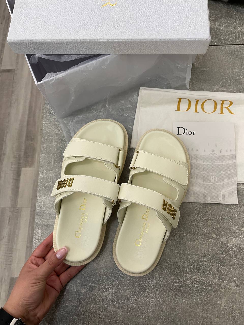 Коллекционные шлепанцы Christian Dior BP-49078 Коллекционные шлепанцы Christian Dior BP-49078