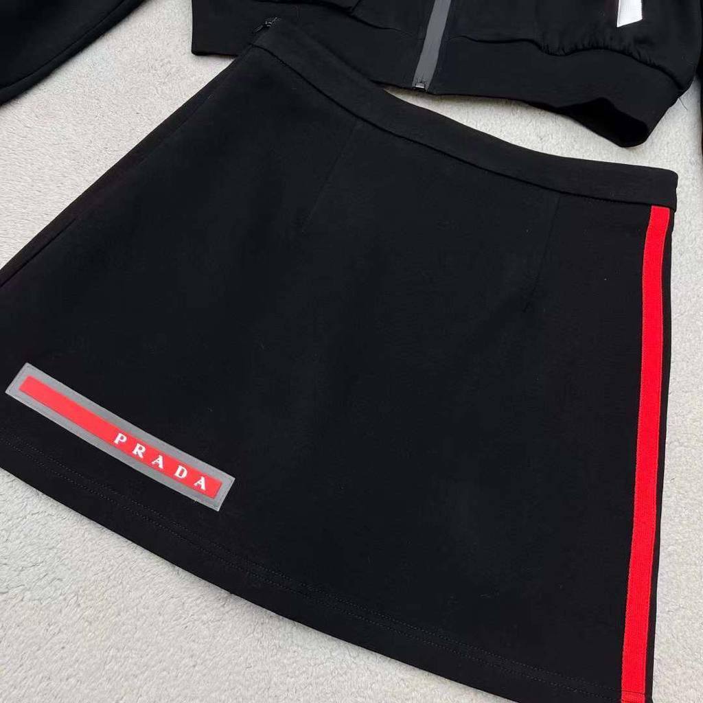 Женский костюм Prada коллекционный BP-29748 Женский костюм Prada коллекционный BP-29748