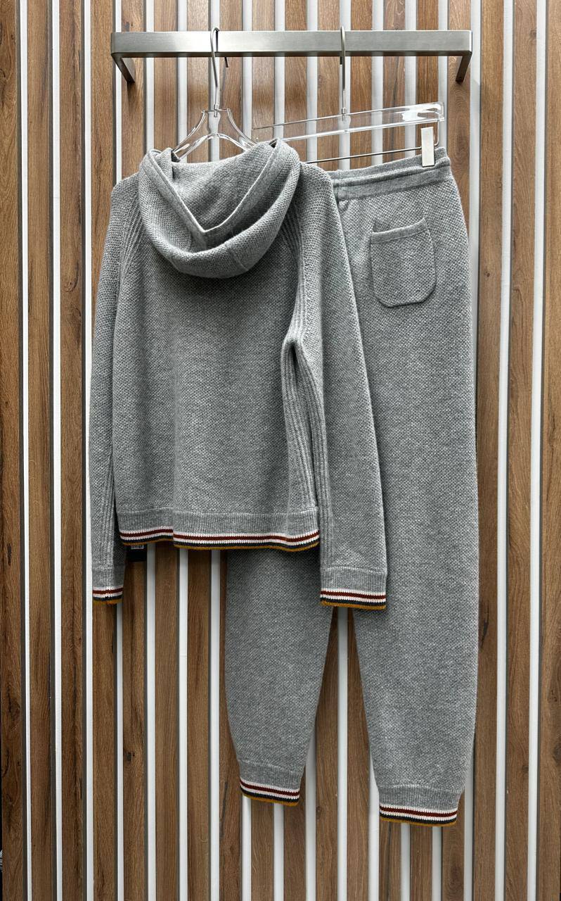 Элитный кашемировый костюм Loro Piana BP-42171 Элитный кашемировый костюм Loro Piana BP-42171