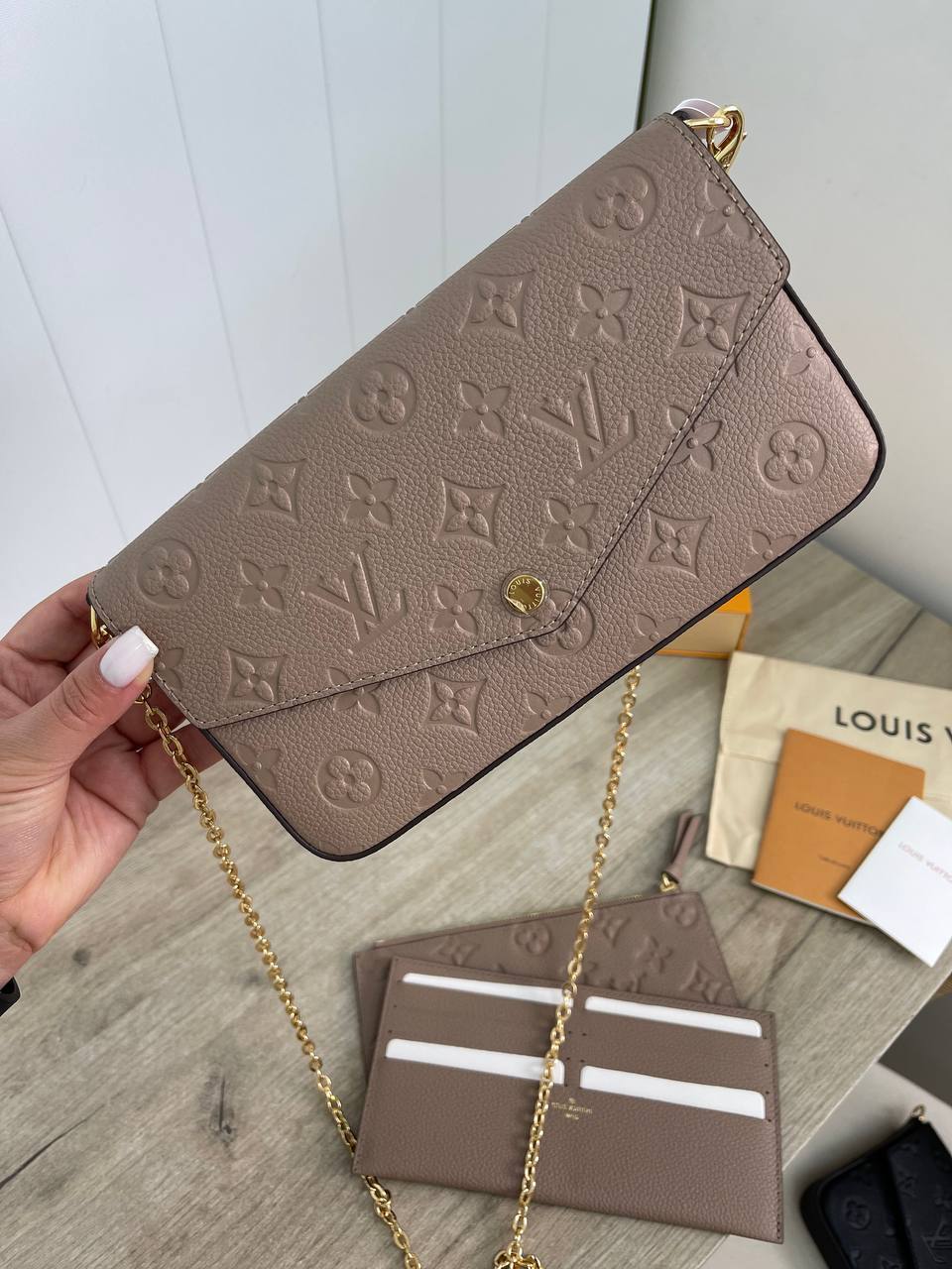 Коллекционная женская сумка Louis Vuitton BP-33687 Коллекционная женская сумка Louis Vuitton BP-33687