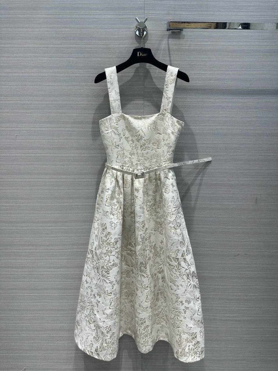 Платье средней длины с поясом премиум Christian Dior BP-44113 Платье средней длины с поясом премиум Christian Dior BP-44113